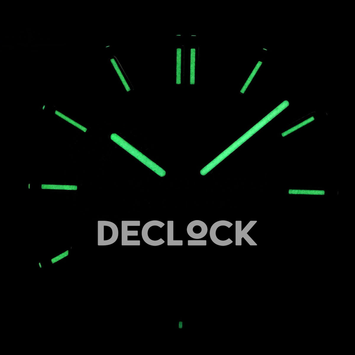 Patek Philippe Nautilus 5712 WSF blue dial steel watch, original green luminous hands and hour markers in darkness