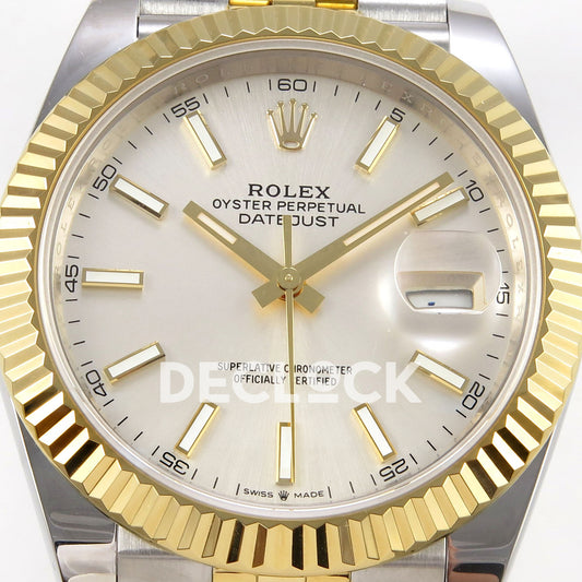 Rolex Datejust 41 126333 Silver Jubilee QF JH3235 Free Sprung replica - macro view of the silver sunburst dial, gold-framed luminous sticks and arabic five-minute track