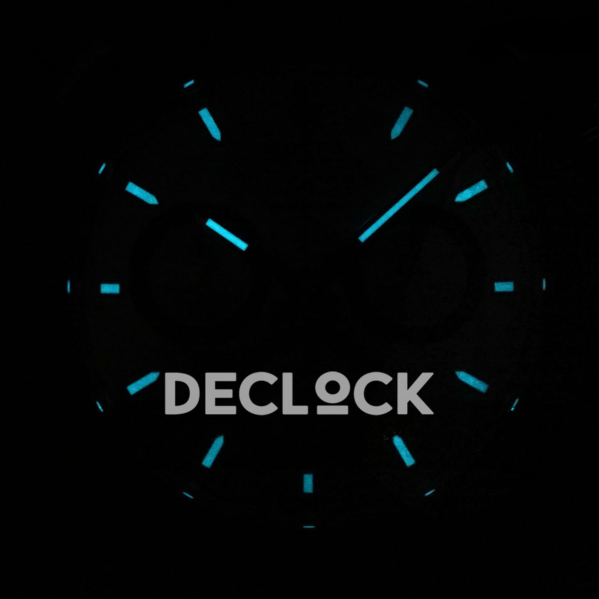 Rolex Daytona 126506 VSF DD4802 stick-marker replica - luminous hour markers and hands photographed in the dark
