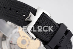 Overseas 5520V WG Black Dial On Black Rubber Strap