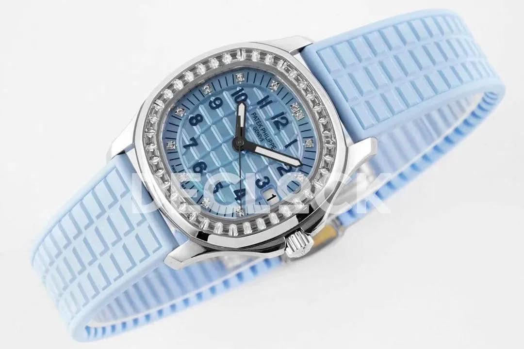 Replica Pattek Philippe Aquanaut 5068 SS Blue Textured Dial on Blue Rubber Strap |  Declock.