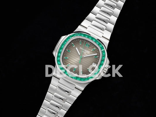 Replica Pattek Philippe Nautilus 5711 Brown Dial Green Diamond Bezel |  Declock.