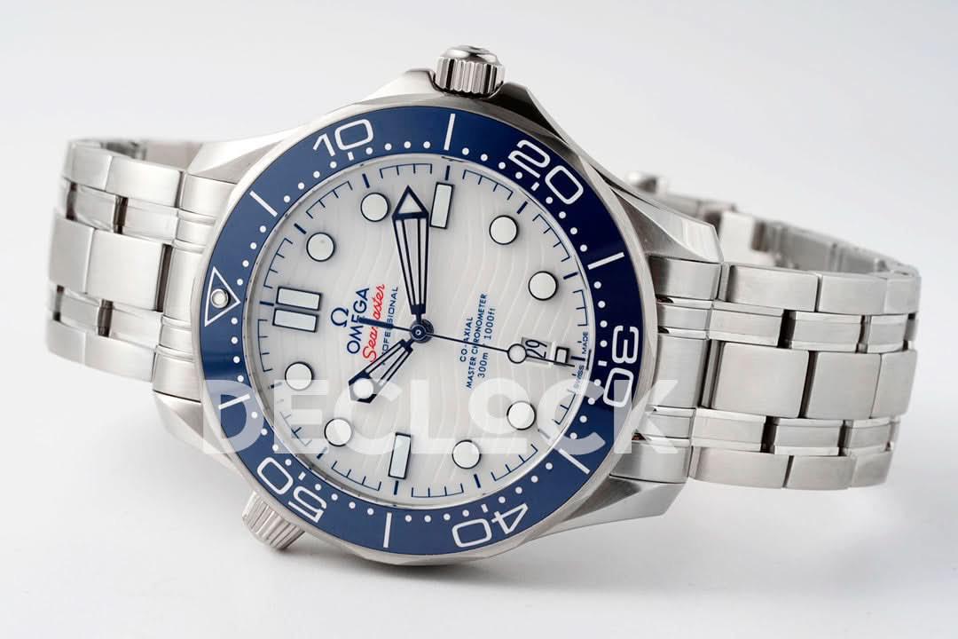 Replica Declock Seamaster Diver 300M SS Blue Ceramic Bezel White Dial on SS Bracelet |  Declock.