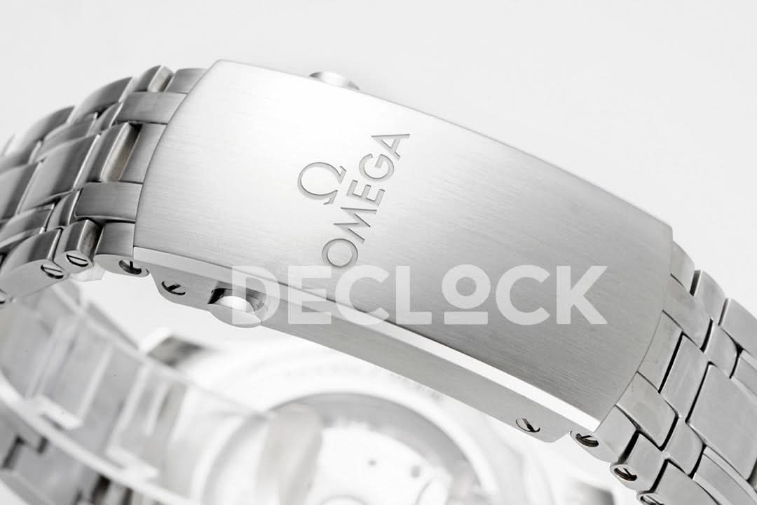 Seamaster Diver 300M SS Blue Ceramic Bezel Gray Dial on SS Bracelet