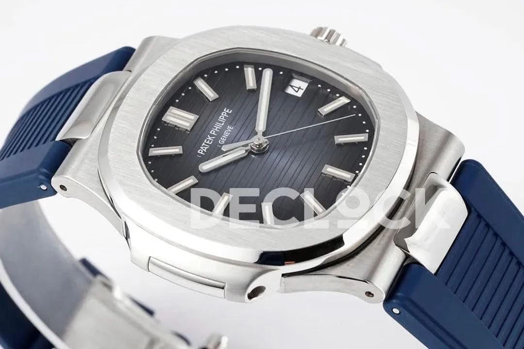 Replica Pattek Philippe Nautilus 5711/1A Blue Textured Dial on Blue Rubber Strap |  Declock.