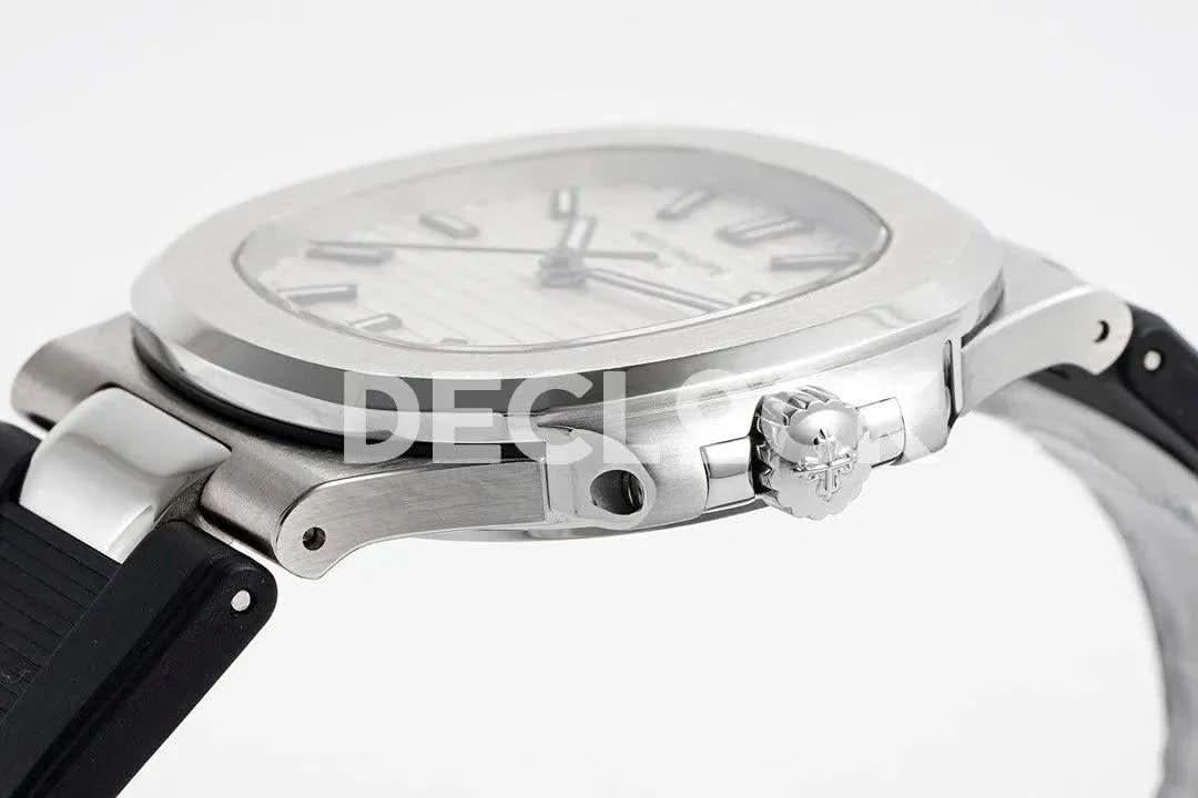 Replica Pattek Philippe Nautilus 5711/1A White Textured Dial on Black Rubber Strap |  Declock.
