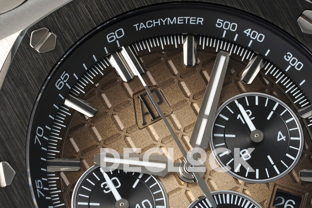 Royal Oak Offshore Novelty 43mm Smoked Light Brown Dial Ref. 26420SO.OO.A600CA.01