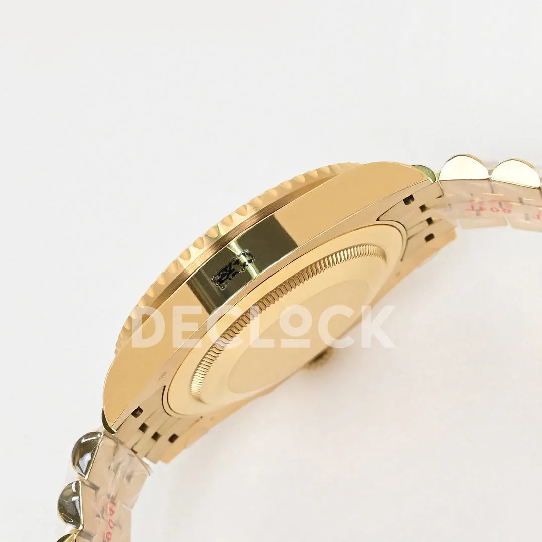 Replica Rolex GMT-Master II 126718GRNR 18K Yellow Gold