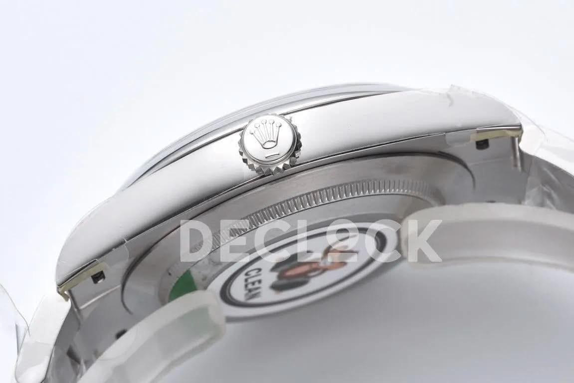Replica Rolex Oyster Perpetual 41mm Turquoise Bright Blue Dial 124300 |  Declock.