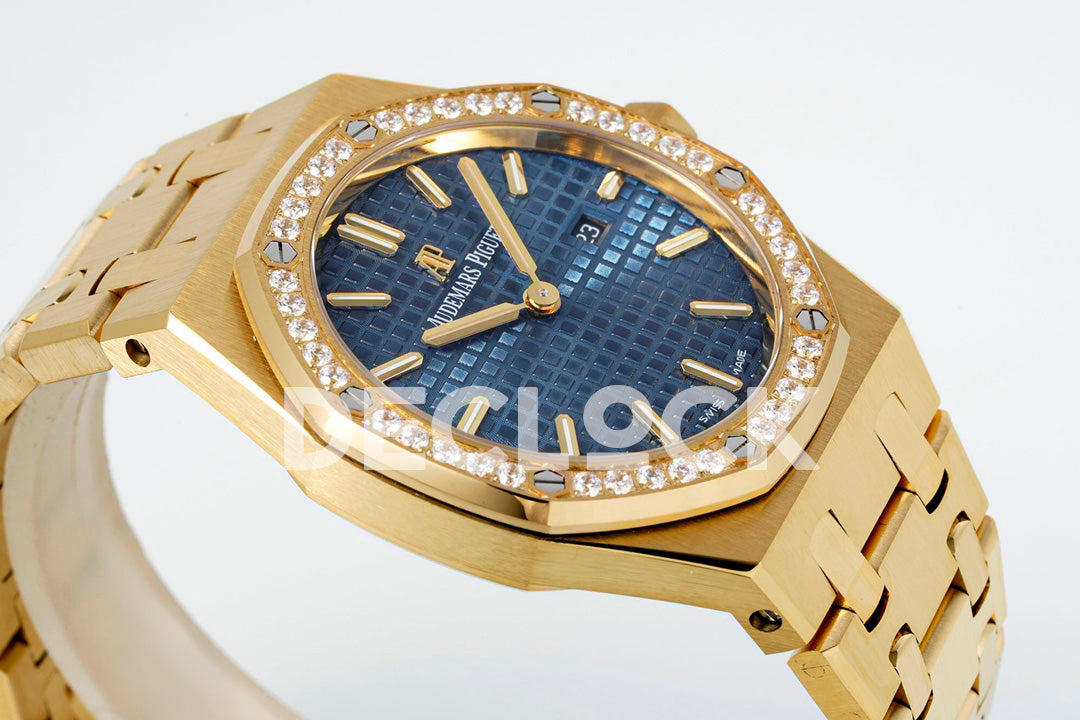 Royal Oak 33mm 67651OR YG Diamond Bezel Blue Dial