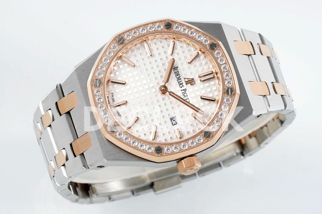 Royal Oak 33mm 67651OR SS/RG Diamond Bezel White Dial