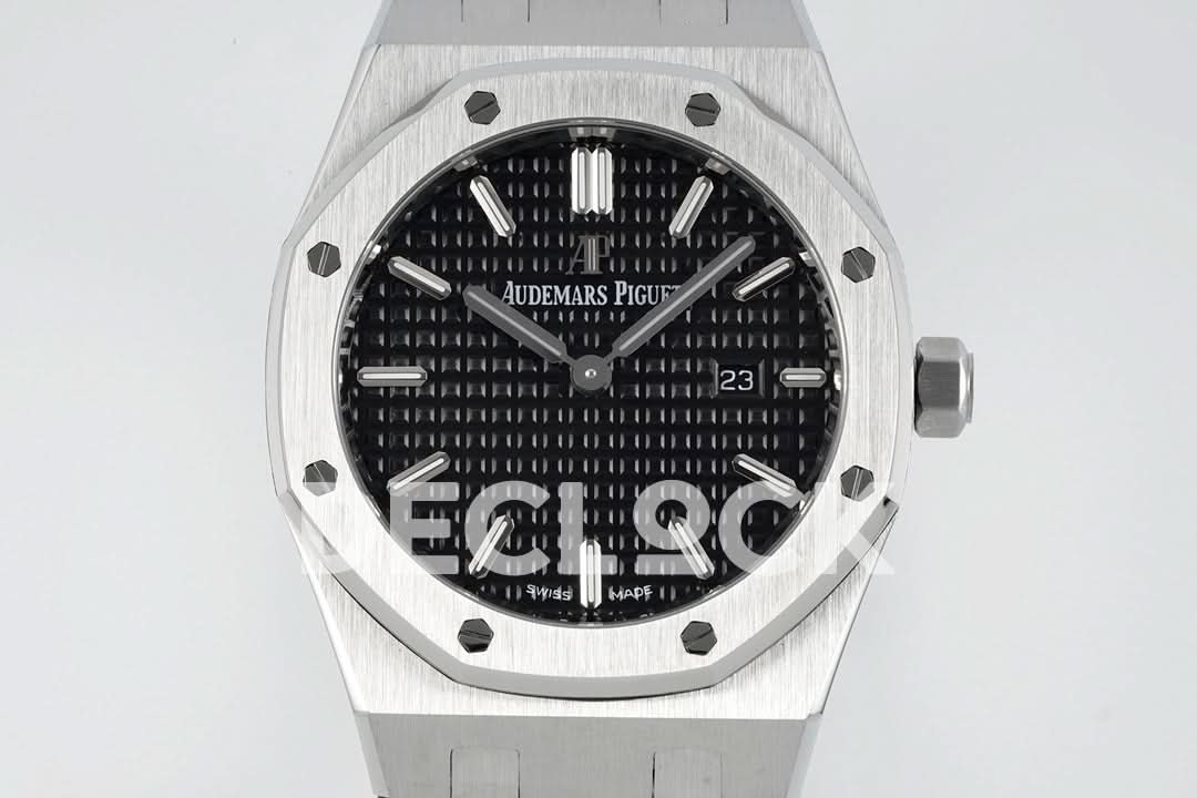 Royal Oak 33mm 67651OR SS Diamond Bezel Black Dial