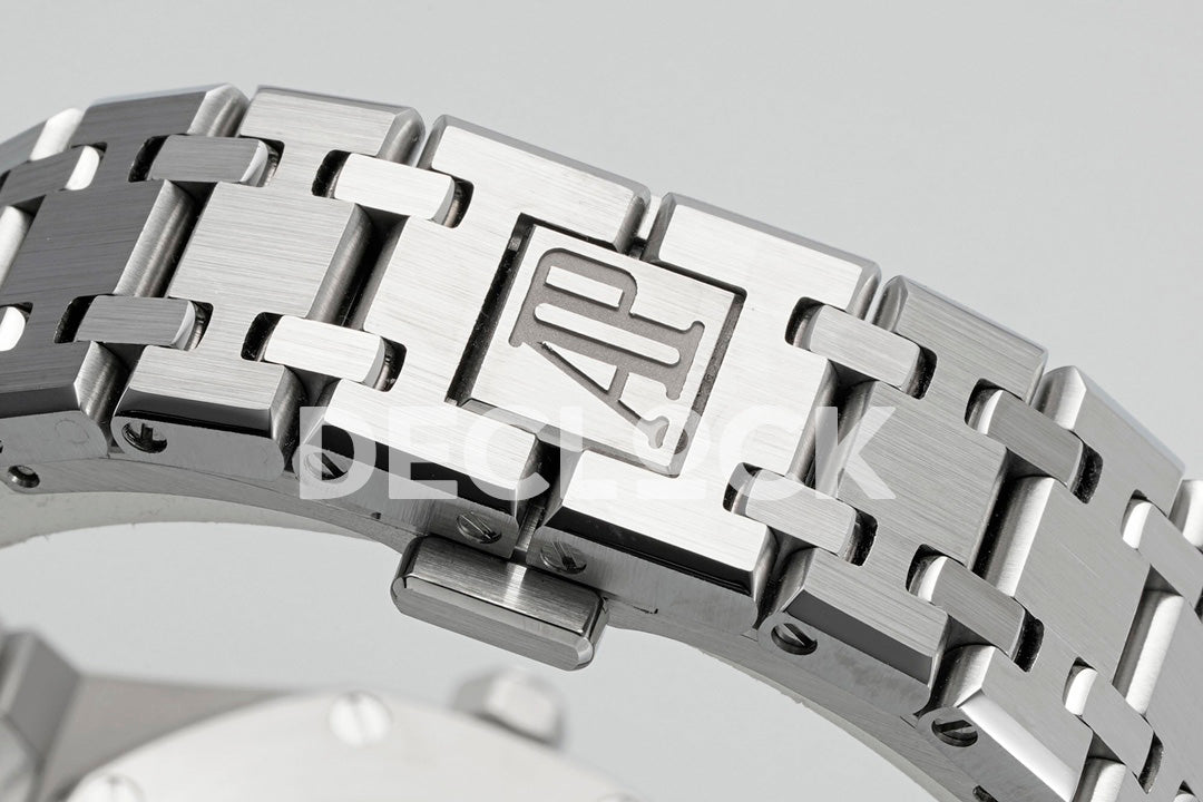 Royal Oak 33mm 67651OR SS Diamond Bezel Black Dial