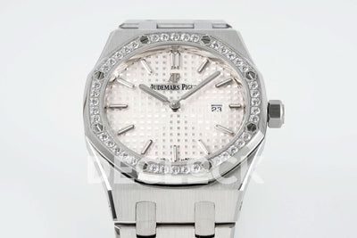 Royal Oak 33mm 67651OR SS Diamond Bezel White Dial