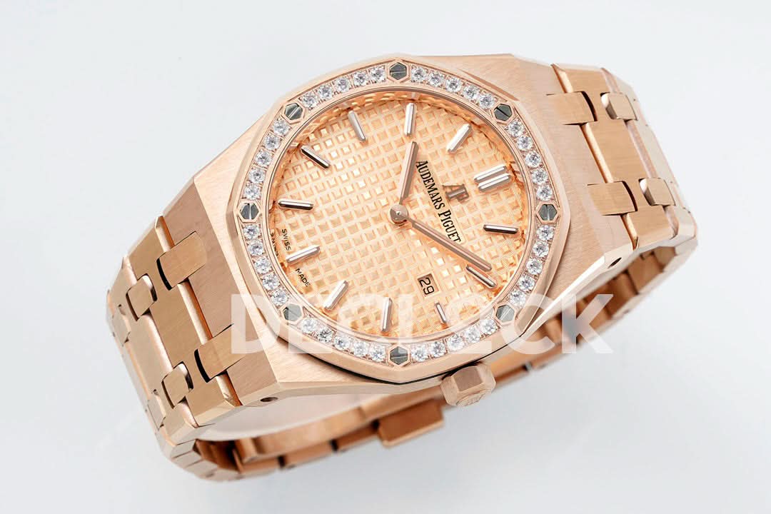 Royal Oak 33mm 67651OR RG Diamond Bezel RG Dial