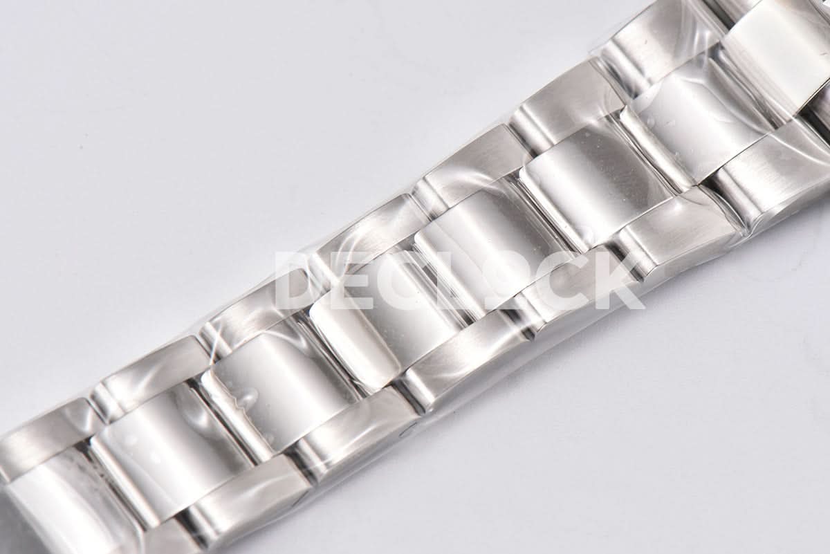 Datejust 41 126334 Bright Black Dial Stick Markers on Oyster Bracelet