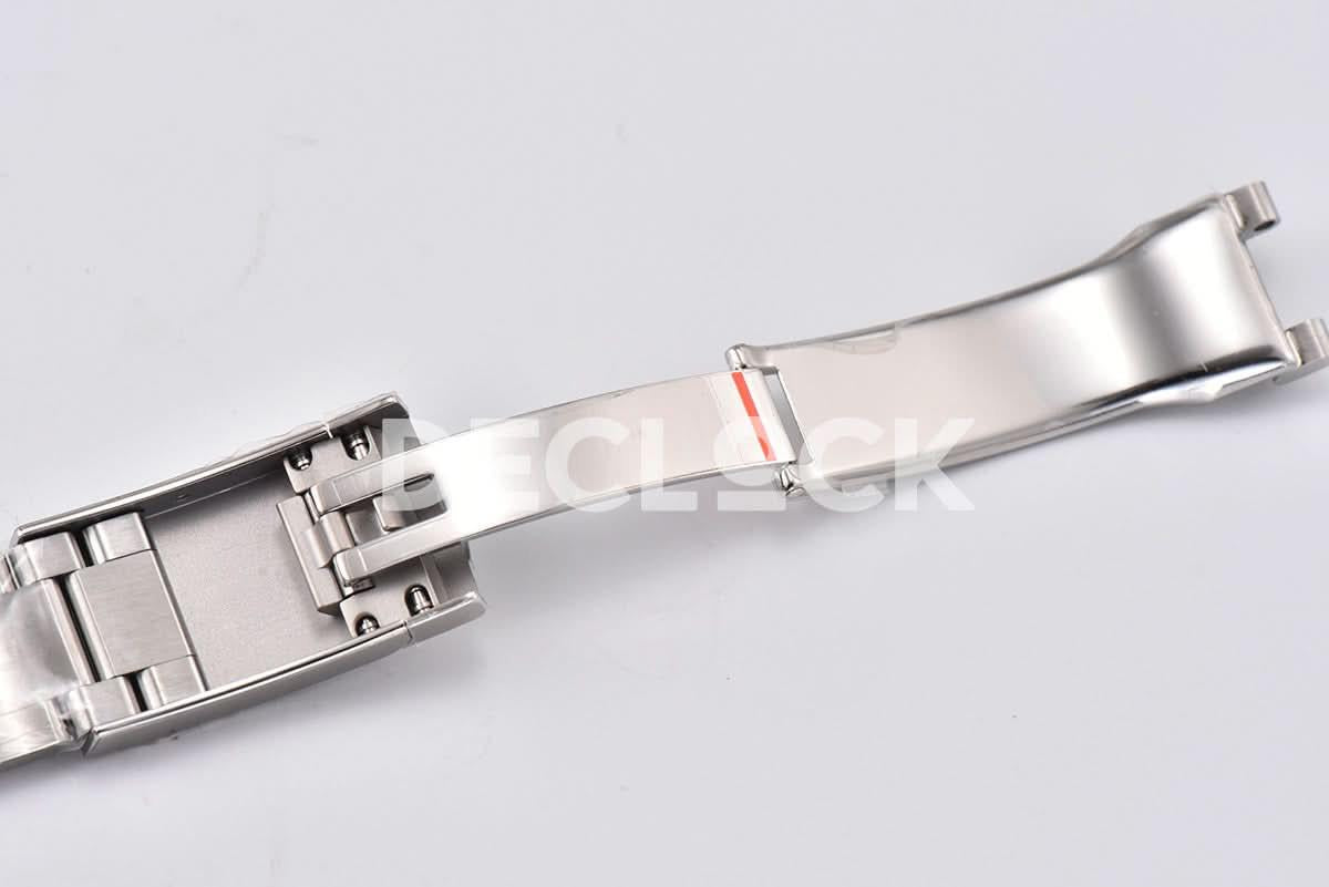 Replica Rolex Datejust 41 126334 Bright Black Dial Stick Markers on Oyster Bracelet |  Declock.