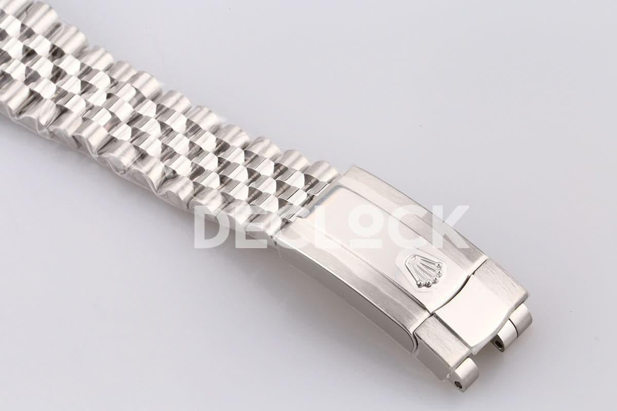 Replica Rolex Datejust 41 126334 White Dial Stick Markers on Jubilee Bracelet |  Declock.