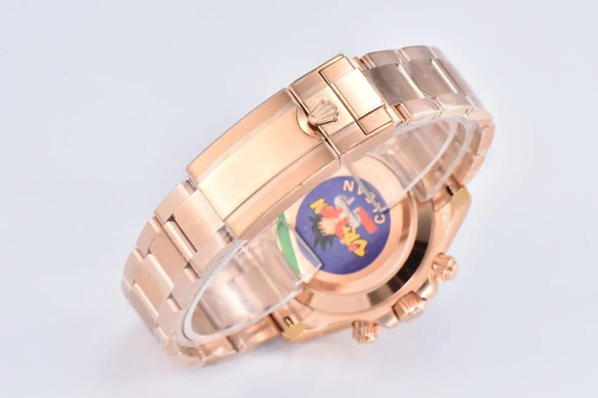 Replica Rolex Daytona 116505 Silver Dial in Everose Gold |  Declock.
