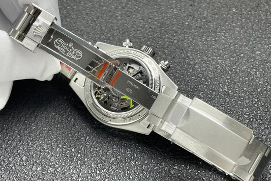 Replica Rolex Daytona 116508 Neon Artisans de Genève Unveils White Dial in White Gold | Declock.