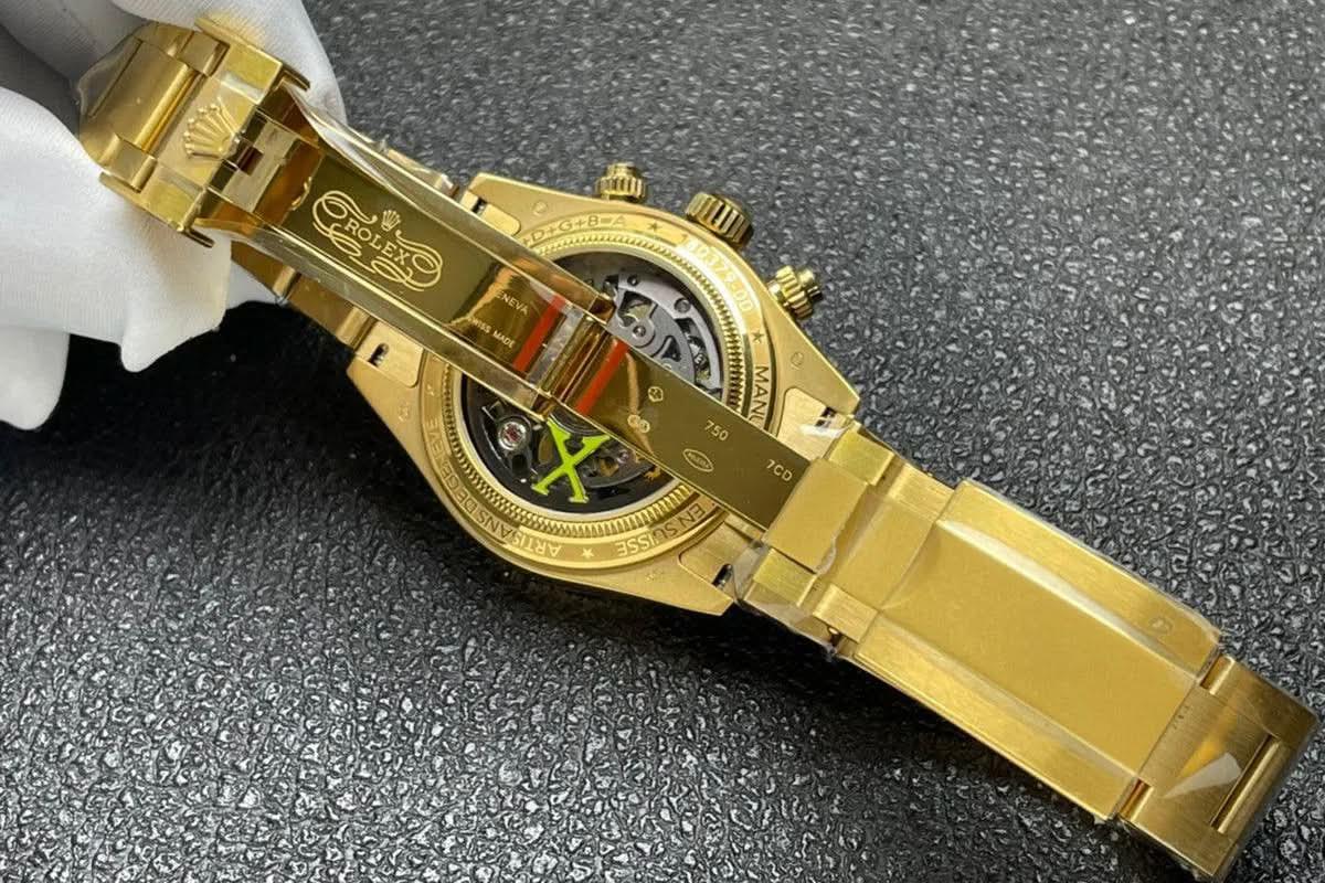 Replica Rolex Daytona 116508 Neon Artisans de Genève Unveils White Dial in Yellow Gold |  Declock.