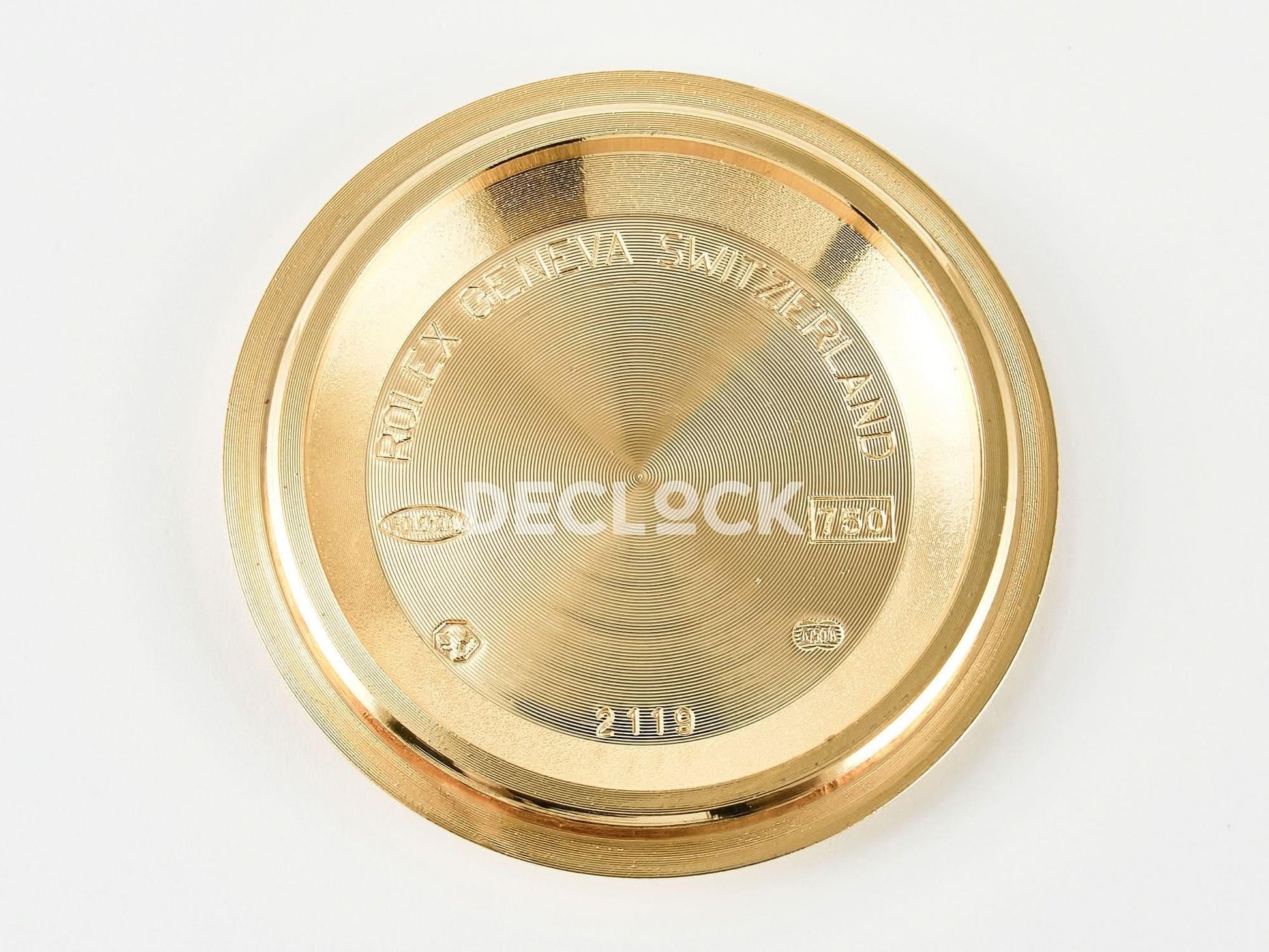 Replica Rolex Yacht-Master 226658 Clean 1:1 YG on Oysterflex Strap |  Declock.