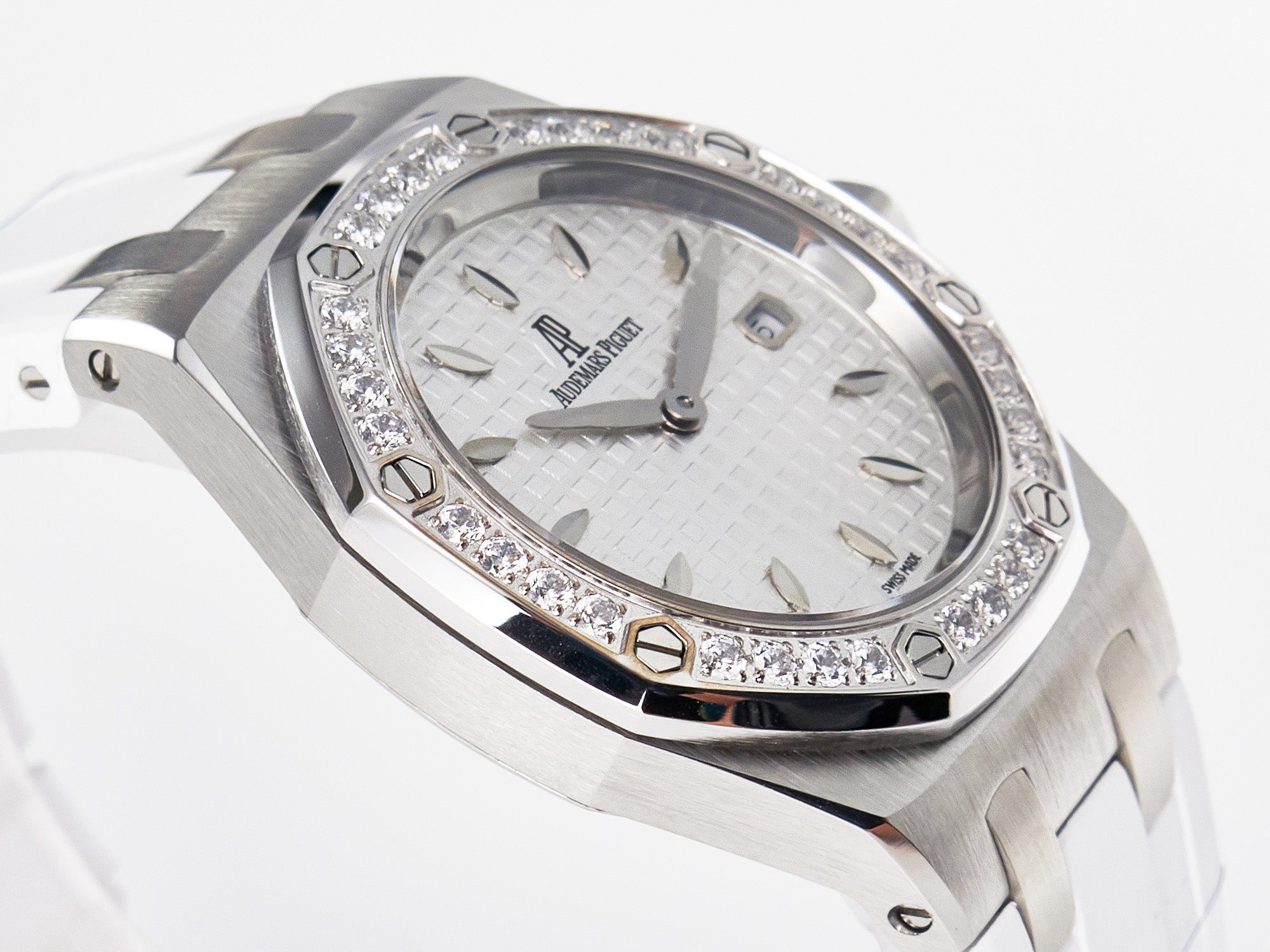 Royal Oak Offshore Ladies 33mm SS DRF Best Edition White Dial Diamonds Bezel on White Rubber Strap