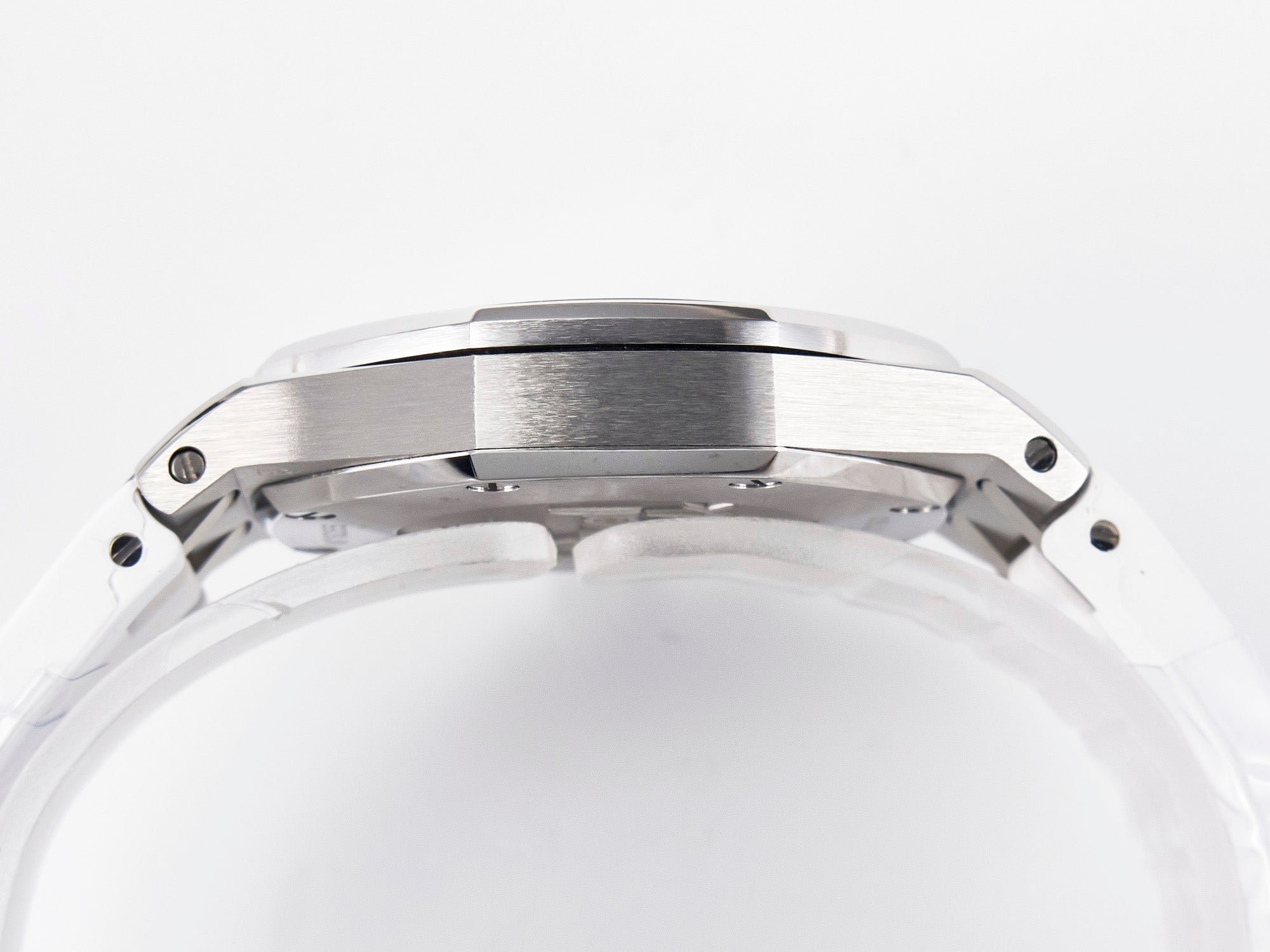 Royal Oak Offshore Ladies 33mm SS DRF Best Edition White Dial Diamonds Bezel on White Rubber Strap