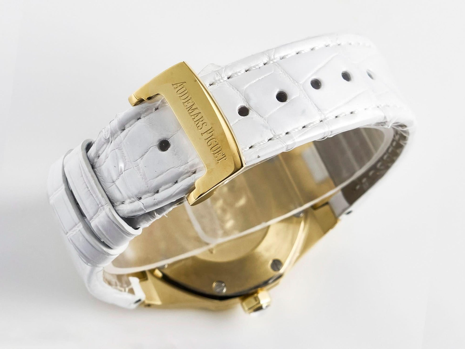 Replica Audemars Pigeut Royal Oak Ladies 33mm YG DRF Best Edition MOP Dial Diamonds Bezel on White Rubber Strap |  Declock.