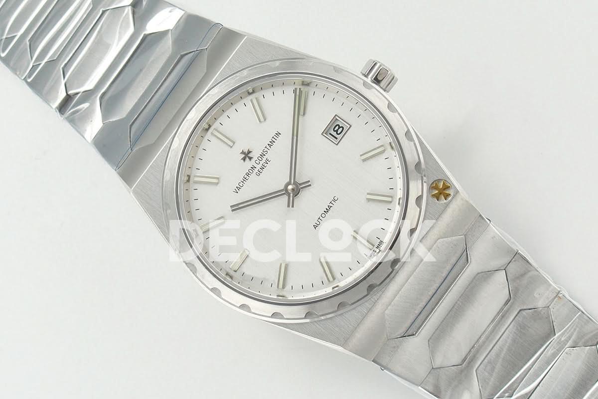 Replica Vacheron Constantin Les Historiques 222 Champagne Dial in Silver |  Declock.