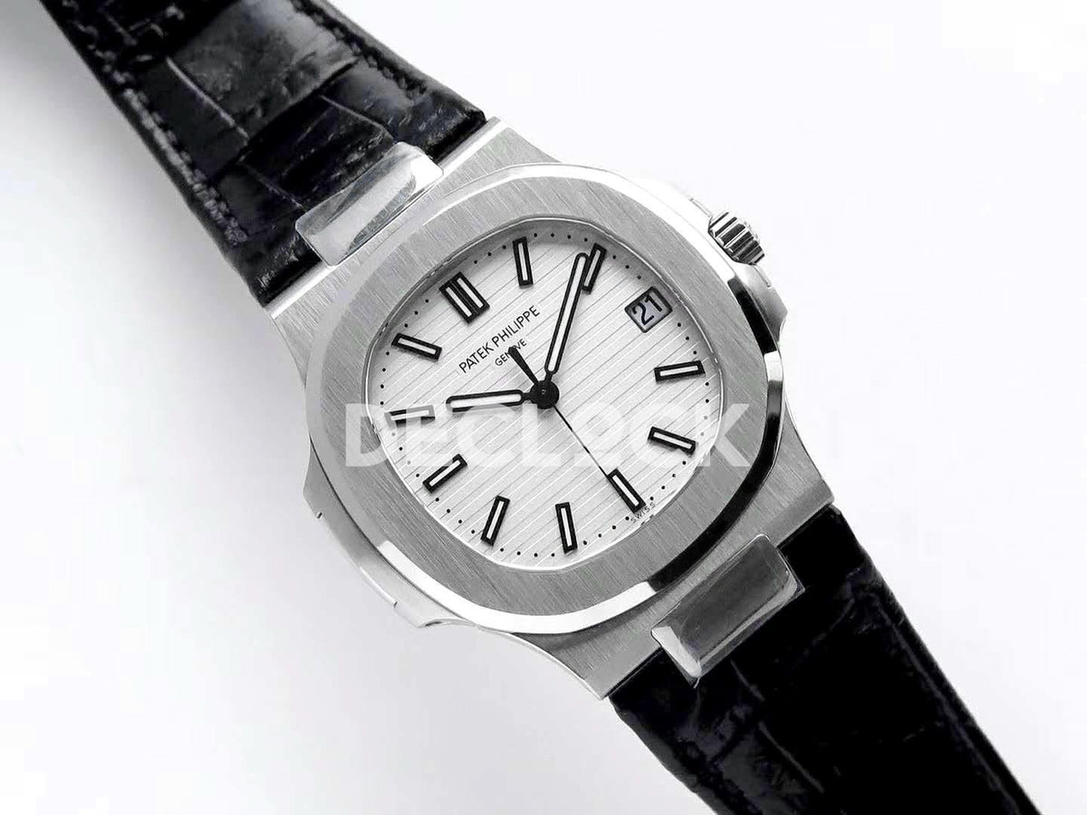 Replica Pattek Philippe Nautilus Jumbo 5711 White Dial in Steel with Black Leather Strap |  Declock.