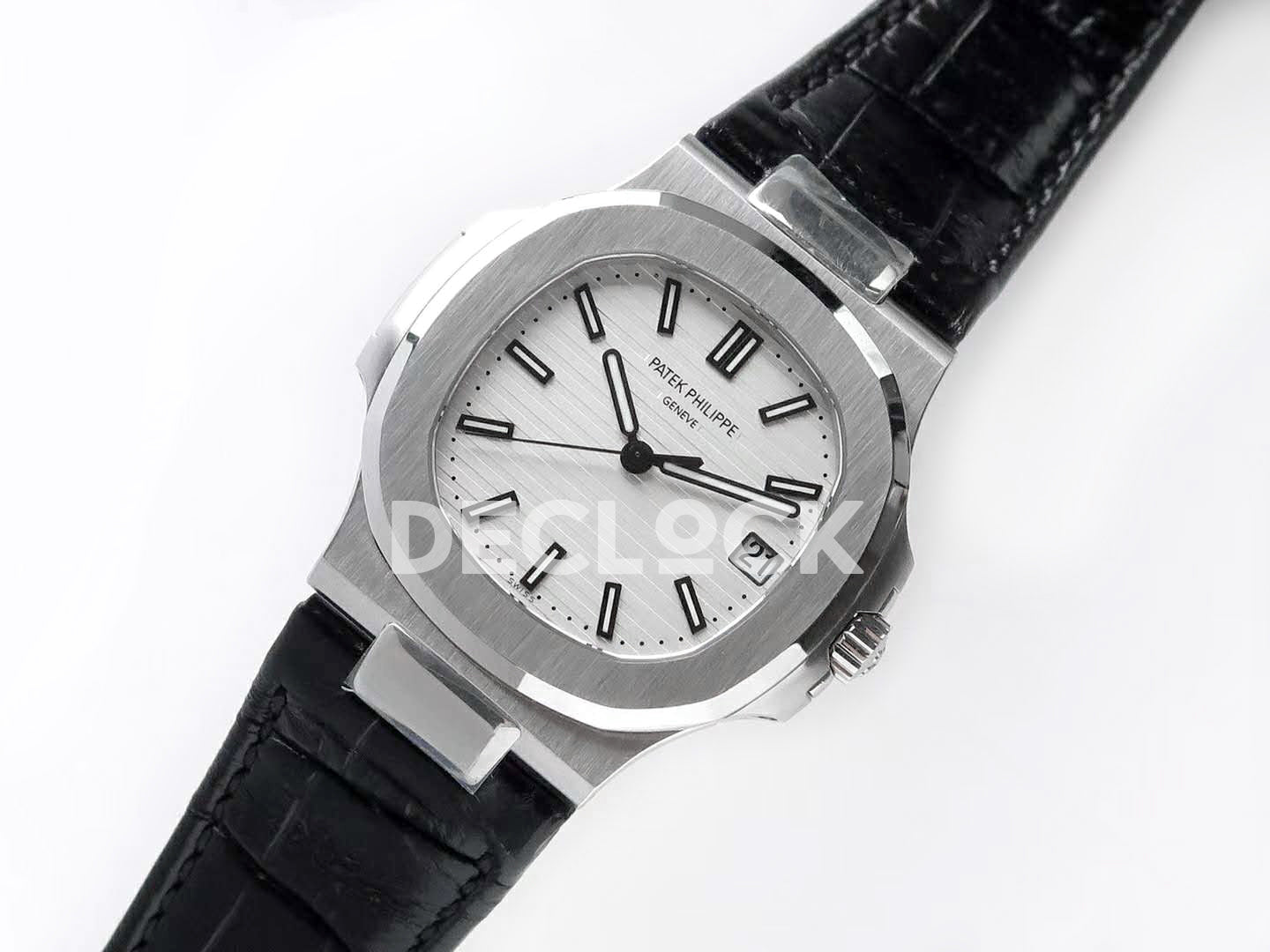 Nautilus Jumbo 5711 White Dial in Steel with Black Leather Strap