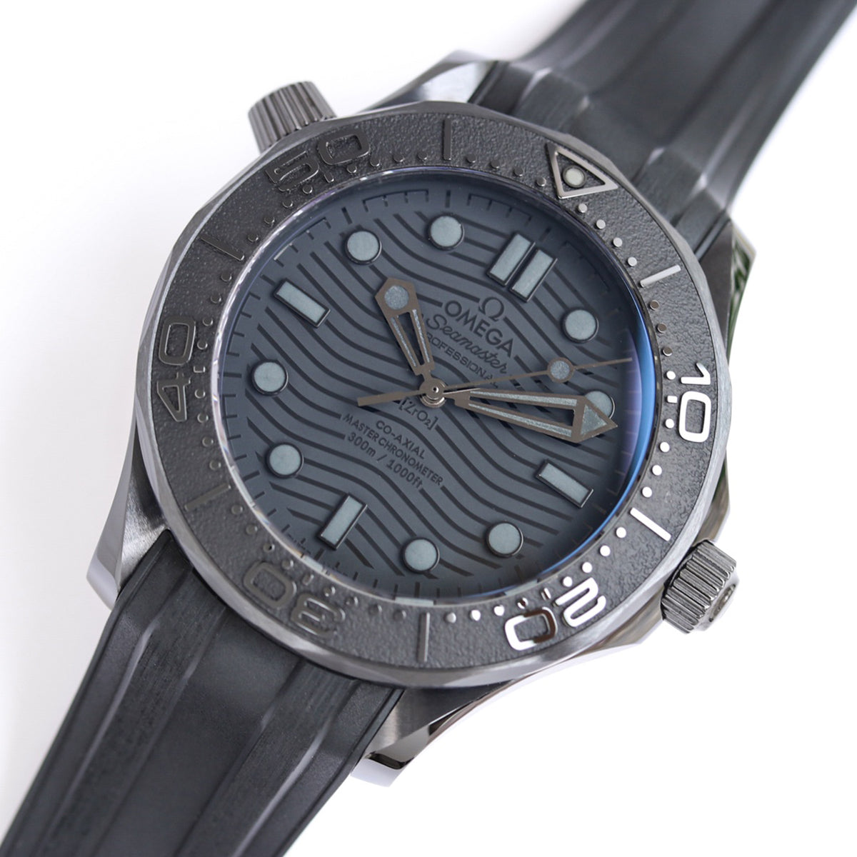 Seamaster Diver 300M Black Ceramic Black Dial On Black Rubber Strap