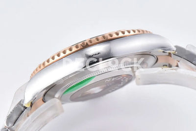 Replica Rolex Yacht-Master 40 126621 Everose Rolesor in Black Dial