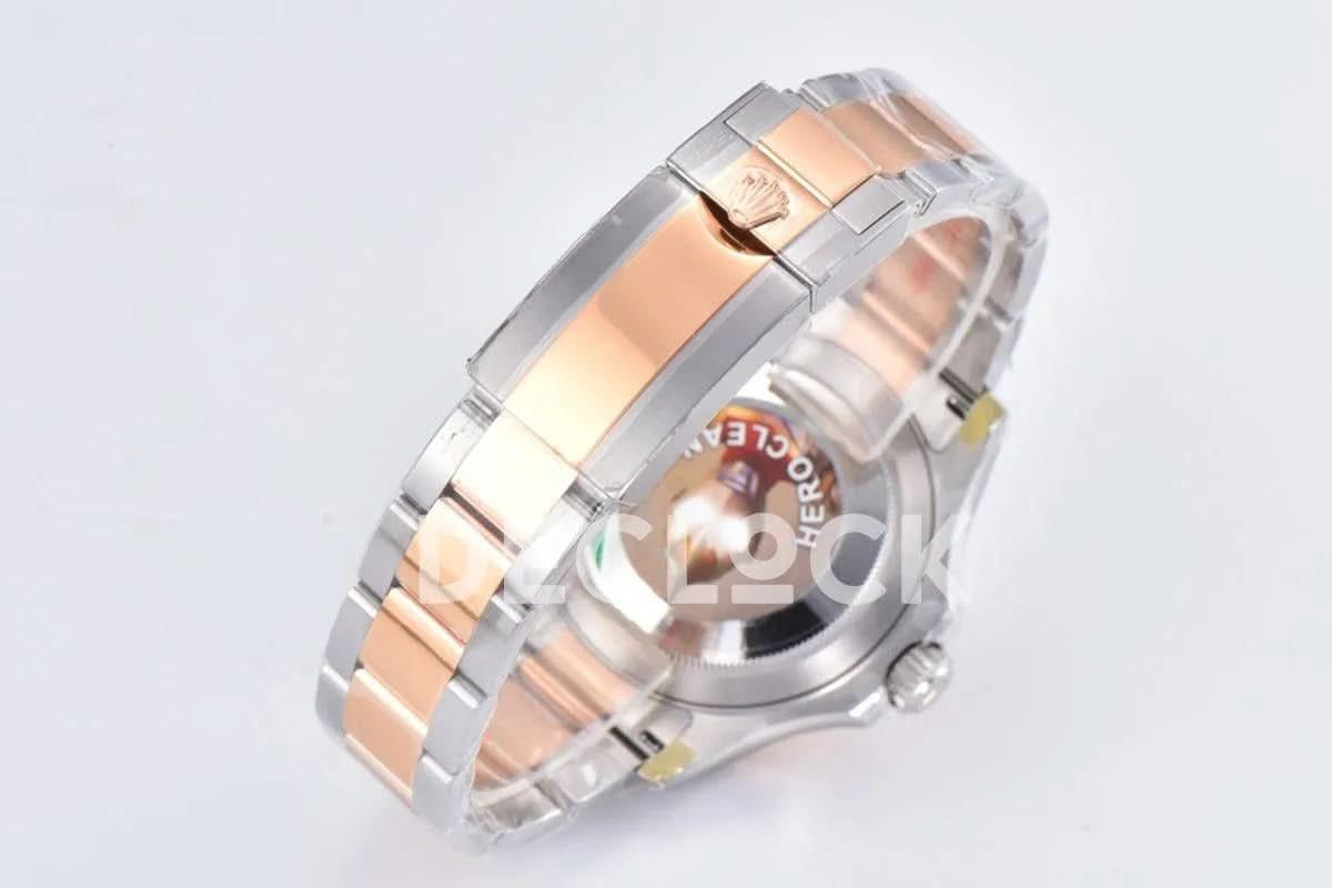 Replica Rolex Yacht-Master 40 126621 Everose Rolesor in Black Dial |  Declock.