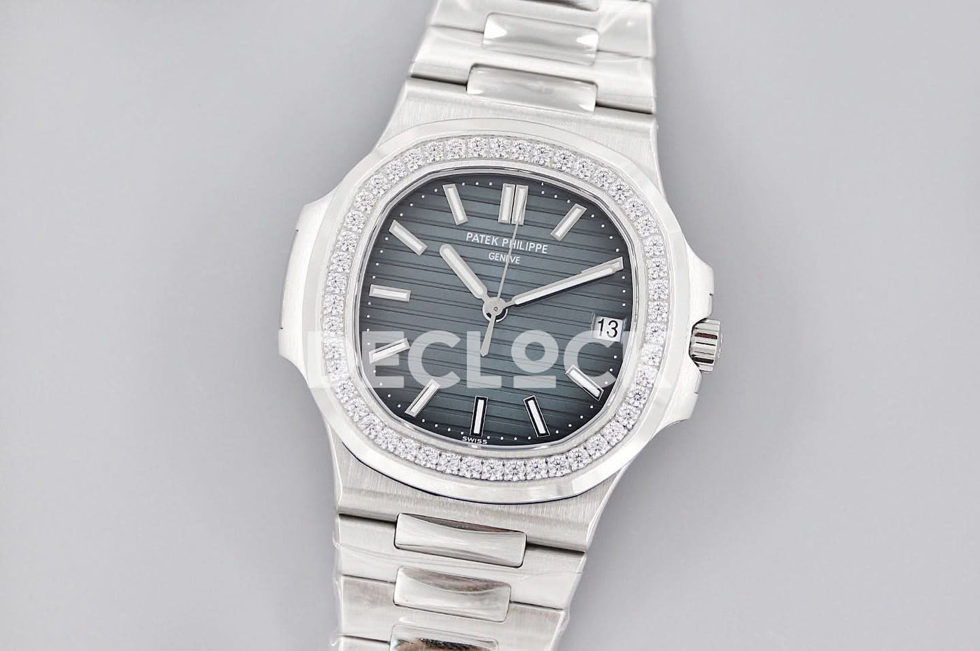 Nautilus 5713 Blue Dial Diamond Bezel