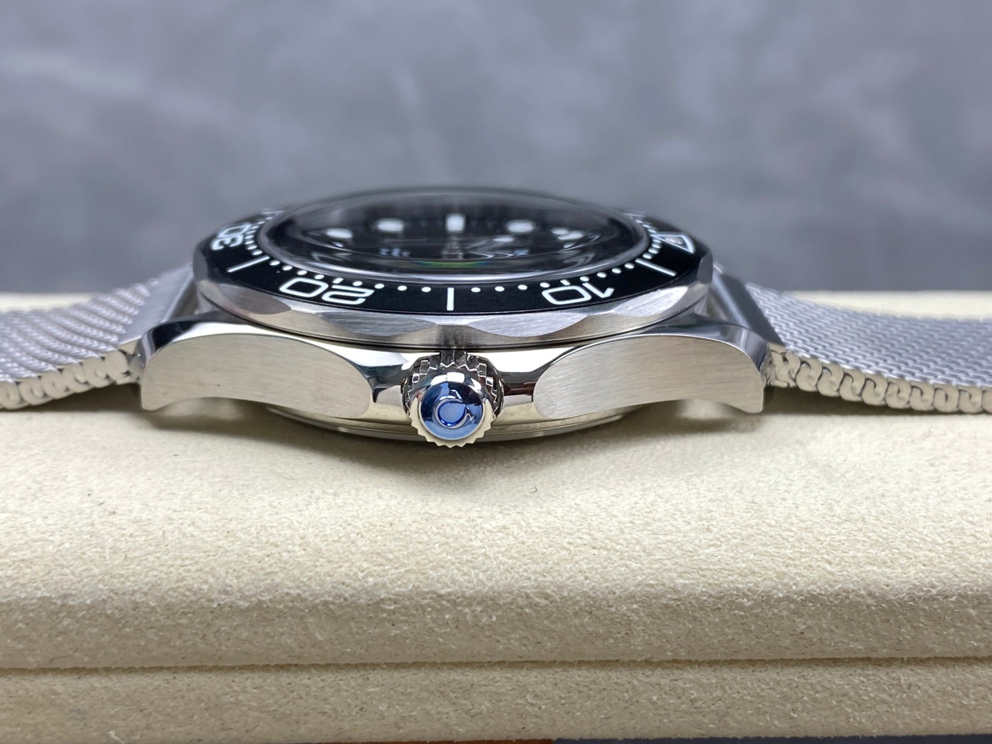 Seamaster 300m 2025 42mm SS/SS Black Dial