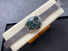 Seamaster 300m 2025 42mm RG/SS Green Dial