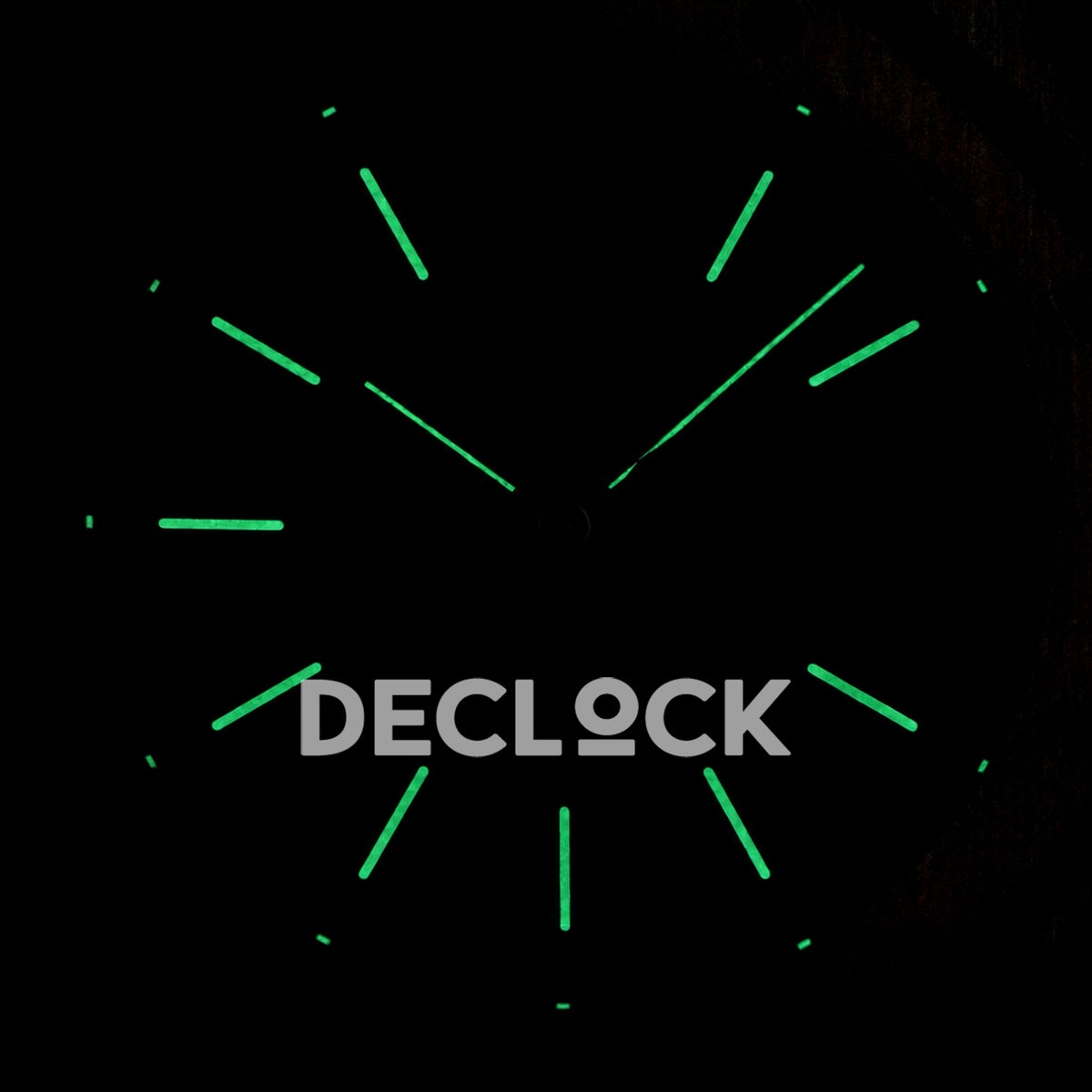Audemars Piguet Royal Oak 15300 ZF Black SA3120 — lume