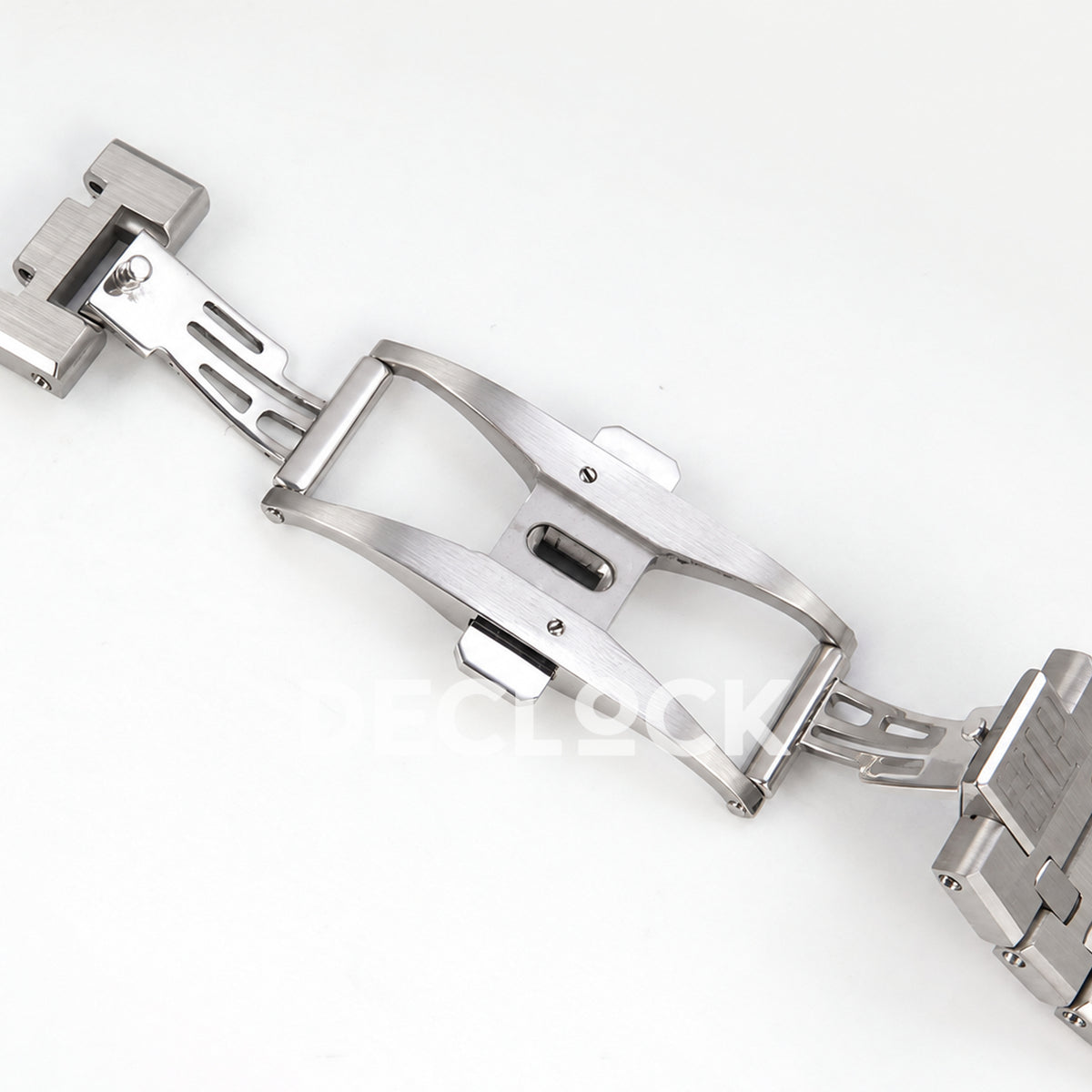 Audemars Piguet Royal Oak 15300 ZF Silver White SA3120 — clasp mechanism