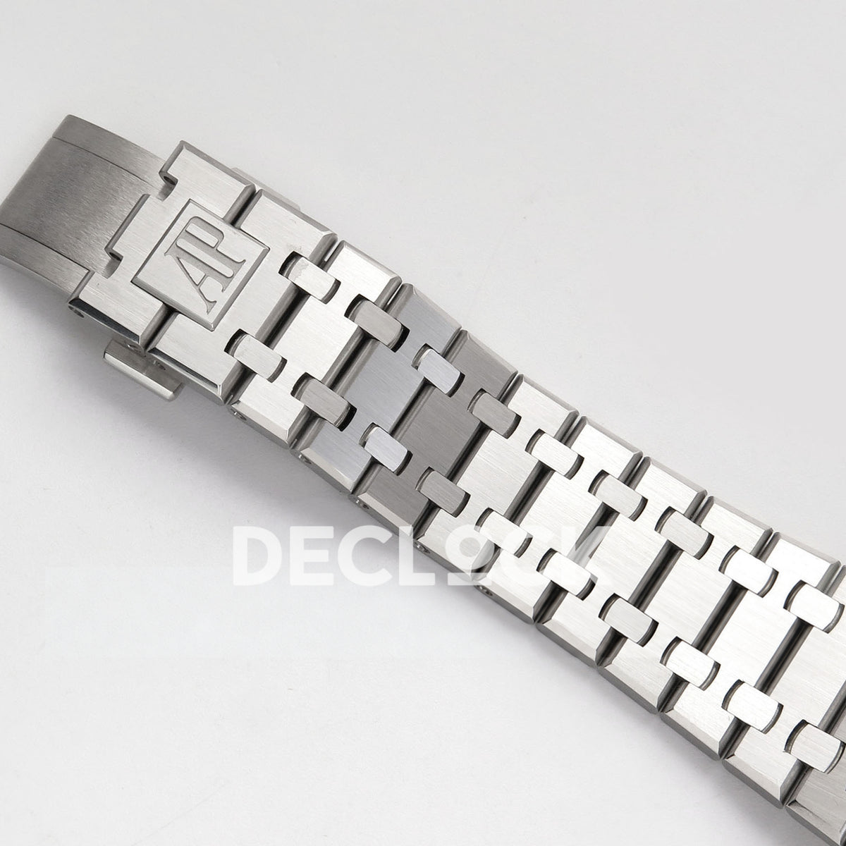 Audemars Piguet Royal Oak 15500 DDF White Bracelet DD4302 replica - bracelet clasp
