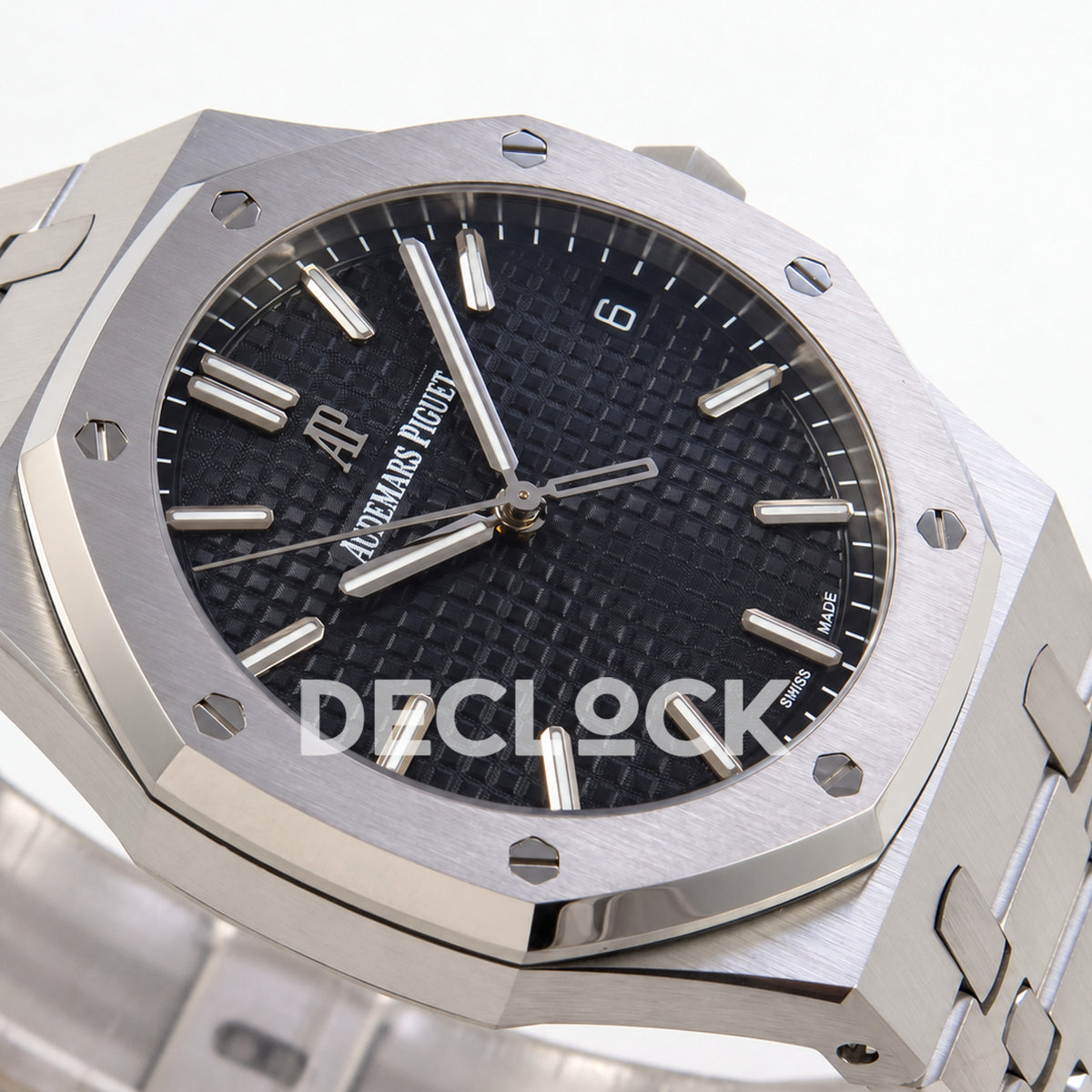 Audemars Piguet Royal Oak 15500ST.OO.1220ST.03 JF black dial steel bracelet DD4302 — dial right angle