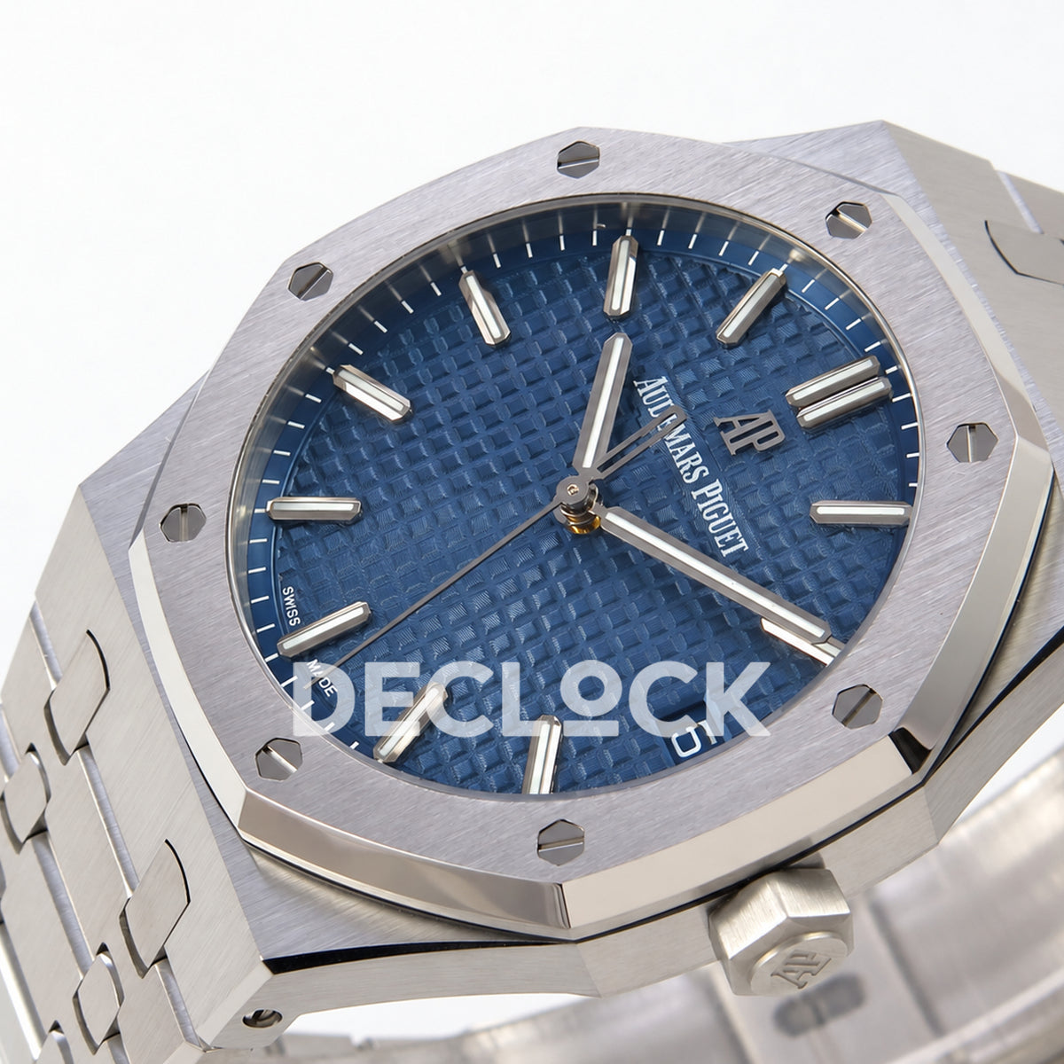 Audemars Piguet Royal Oak 15500ST.OO.1220ST.01 JF blue dial steel bracelet DD4302 — crown dial angle