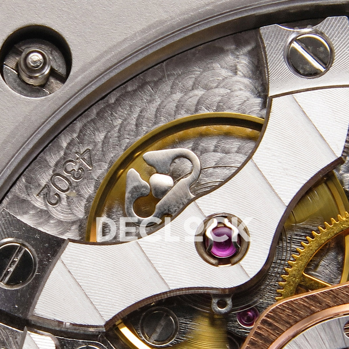 Audemars Piguet Royal Oak 15500ST.OO.1220ST.04 JF silver white dial steel bracelet DD4302 — balance detail