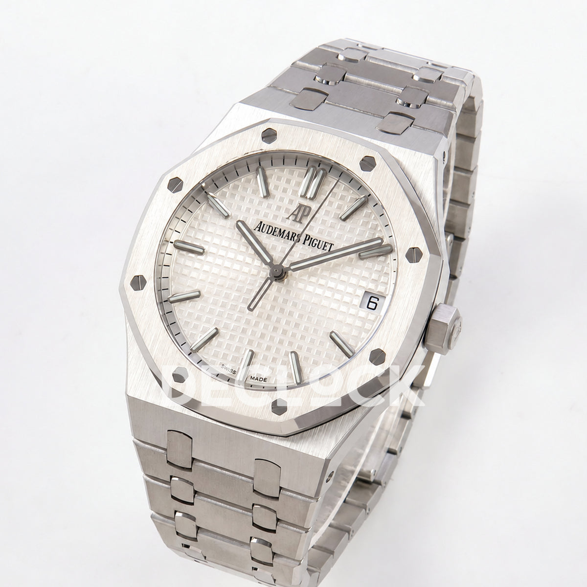 Audemars Piguet Royal Oak 15500ST.OO.1220ST.04 JF silver white dial steel bracelet DD4302 — three quarter front