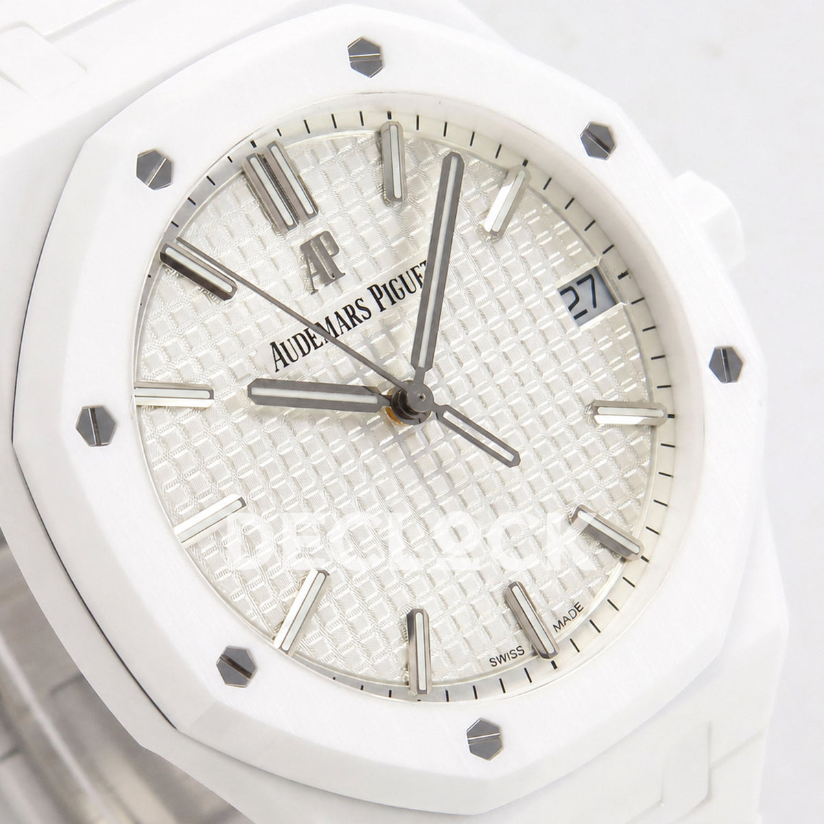 Audemars Piguet Royal Oak 41mm 15500 White Ceramic ZF SA4302 Free Sprung Replica