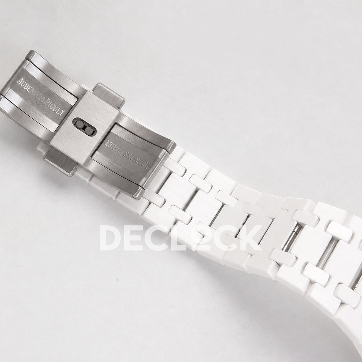 Audemars Piguet Royal Oak 41mm 15500 White Ceramic ZF SA4302 Free Sprung Replica