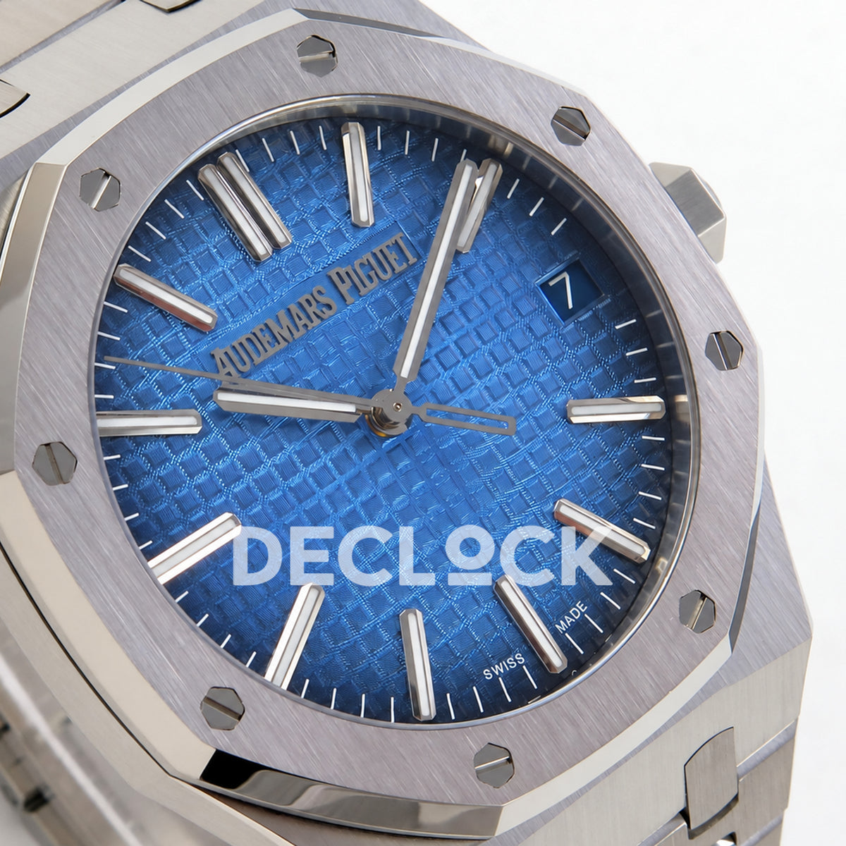 Audemars Piguet Royal Oak 15510 JF steel blue ombre dial DD4302 — angled dial
