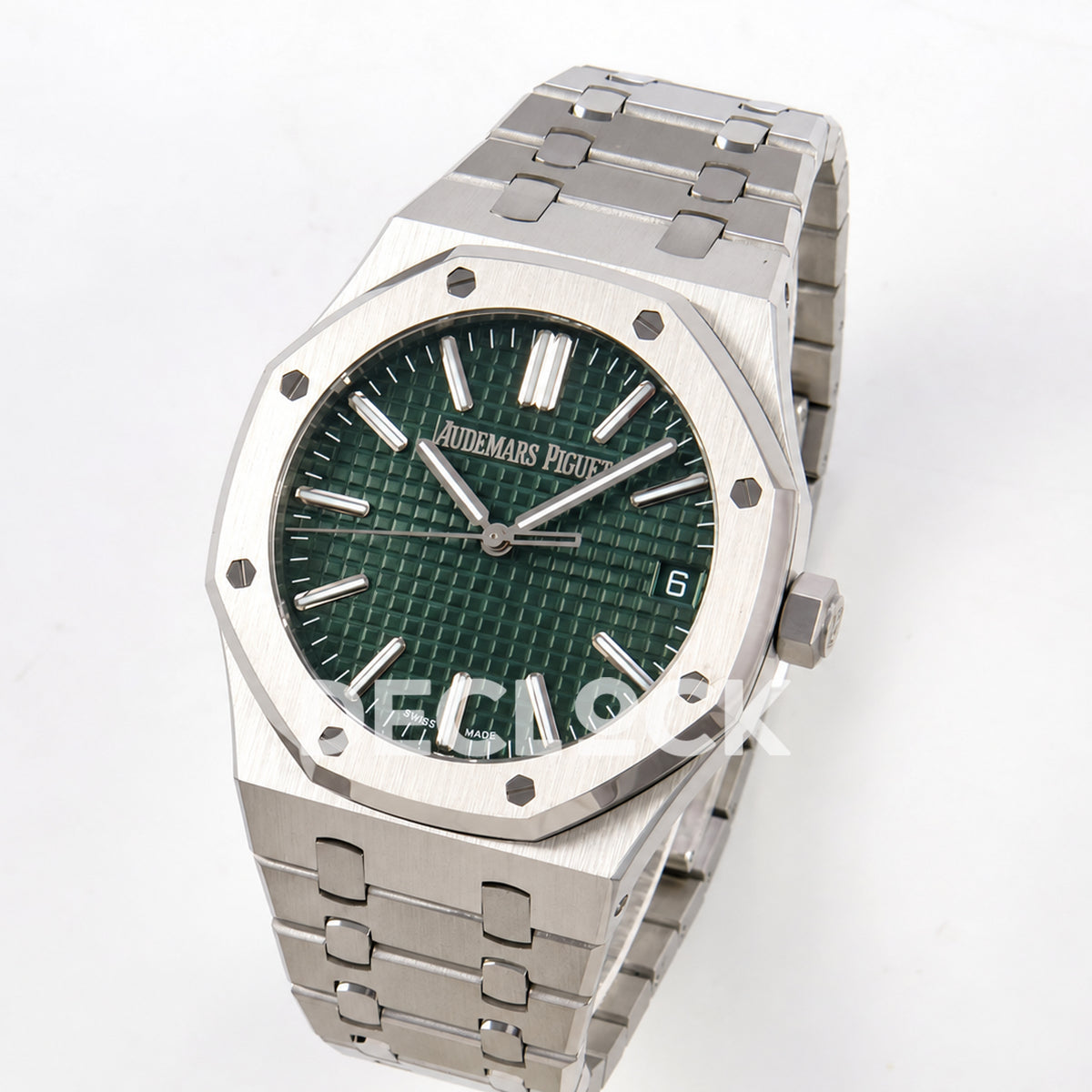 Audemars Piguet Royal Oak 15510 JF steel green dial DD4302 — angled front