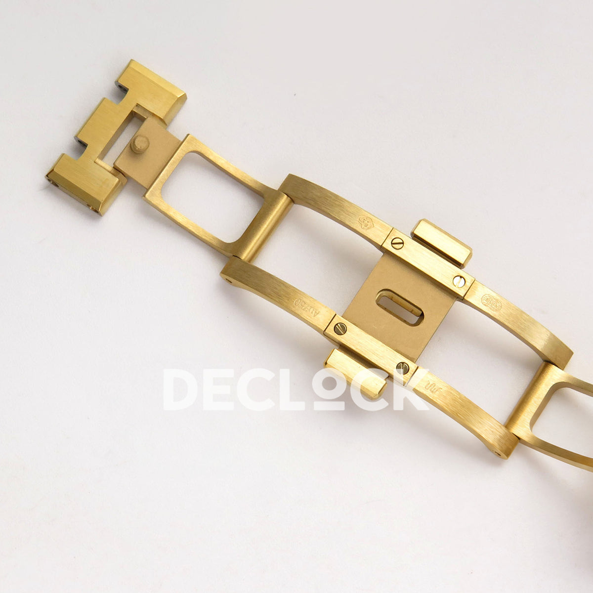 Audemars Piguet Royal Oak Openworked 15407BA DDF replica - opened clasp construction and bracelet links